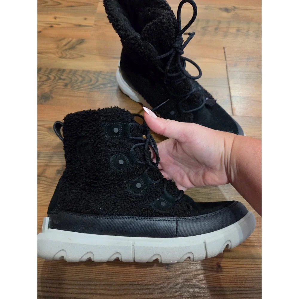 Sorel Explorer II Joan Black Sherpa Snow Weather boot Cozy Warm Chunky 9.5 Gorp